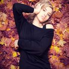 Nicole im Herbst