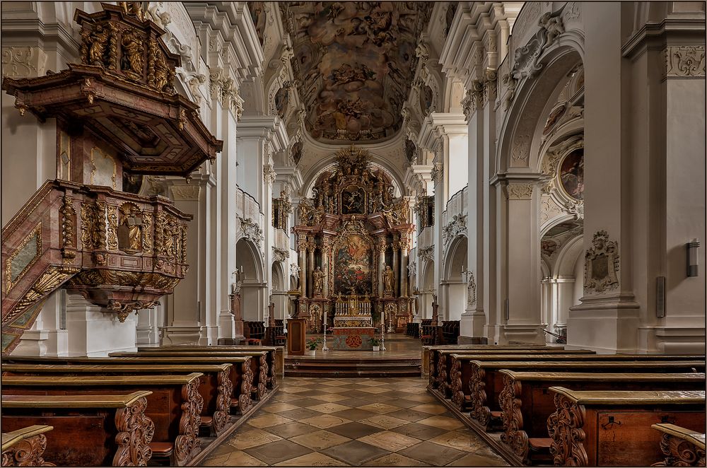 NIEDERALTEICH-BASILIKA ST. MAURITIUS