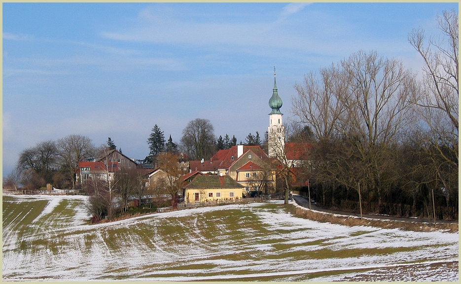 Niederbayer. Dorf im Vorfrühling