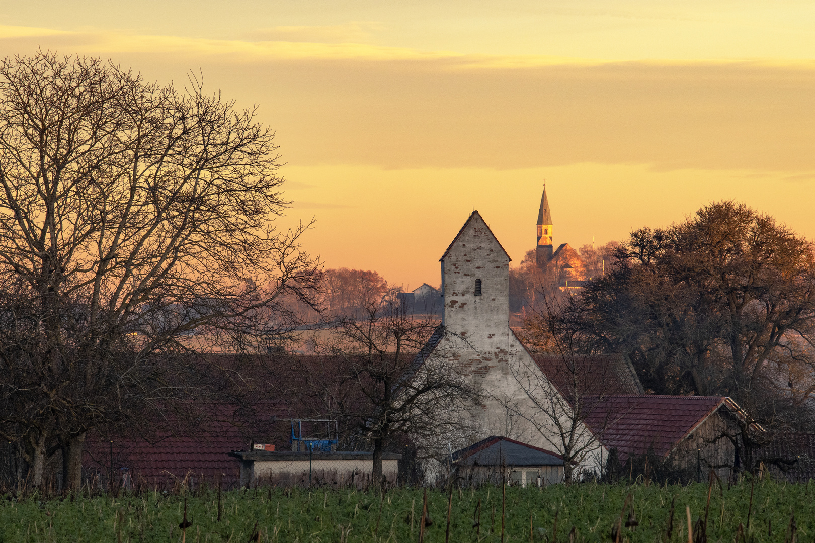 NIEDERBAYERISCHE BAUERNDORFROMANTIK