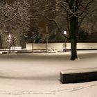 Niederbronnerplatz bei Nacht