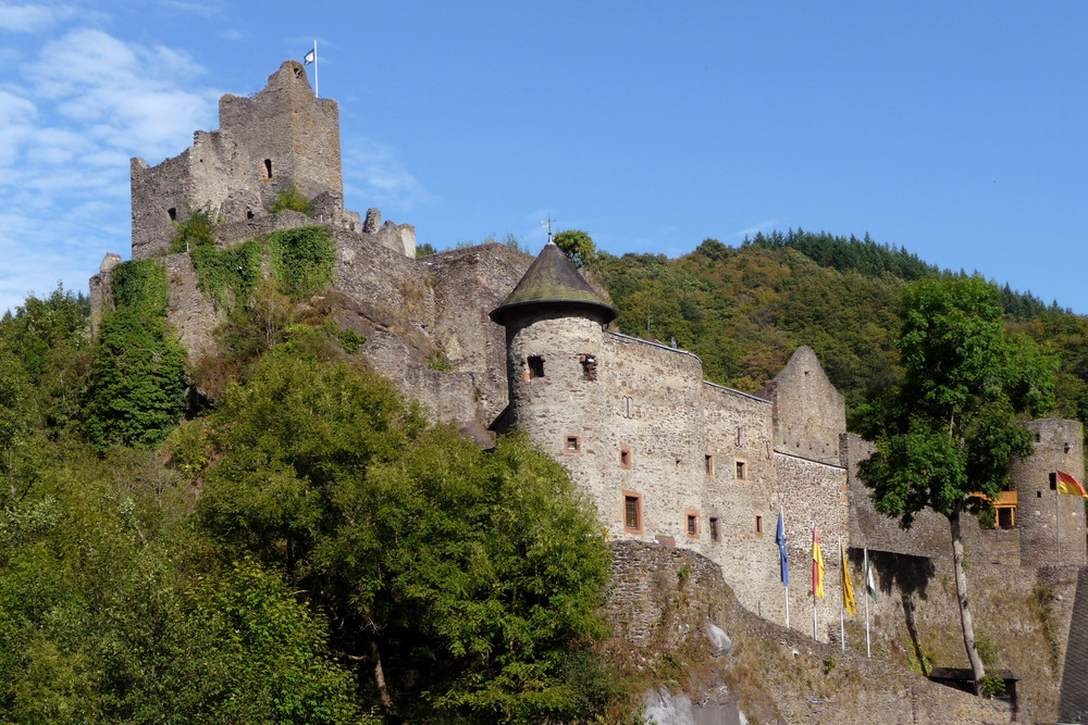 Niederburg Manderscheid / Eifel