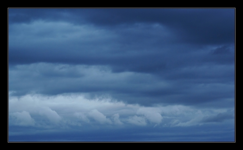 niedergeschlagener Aufstand der Wolken