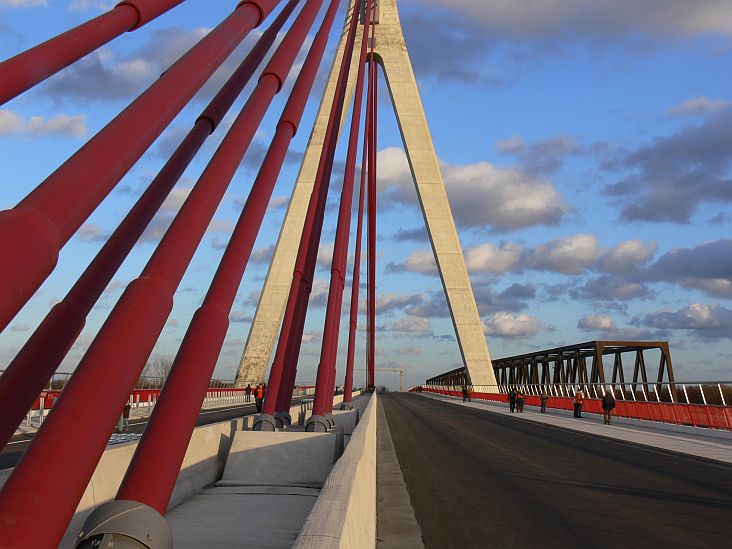 Niederrheinbrücke Wesel | alt + neu