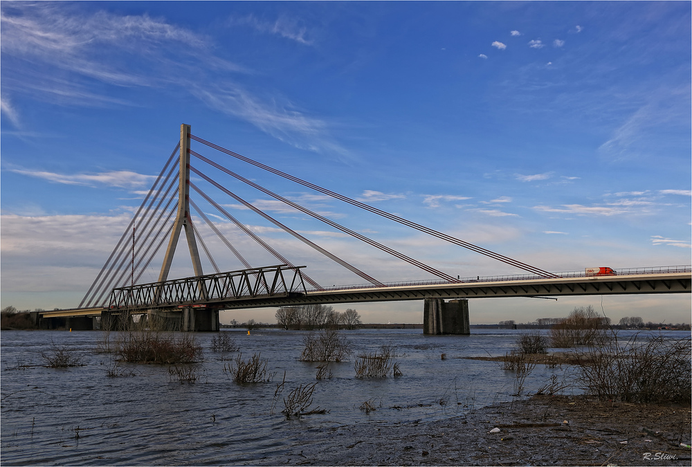 Niederrheinbrücke Wesel