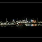 Niedersächsische - Impressionen " Bützflether Industriehafen, bei Nacht..."