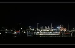 Niedersächsische - Impressionen " Bützflether Industriehafen, bei Nacht..."