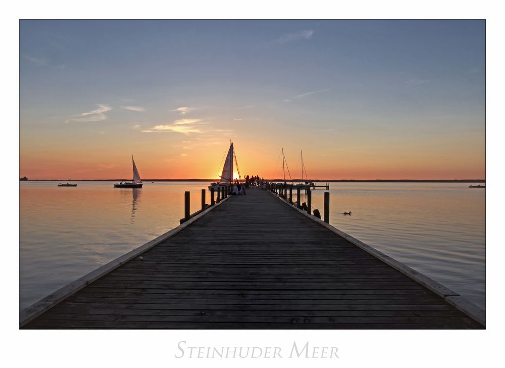 Niedersächsische - Impressionen " Sonnenuntergang am Steinhuder Meer..."