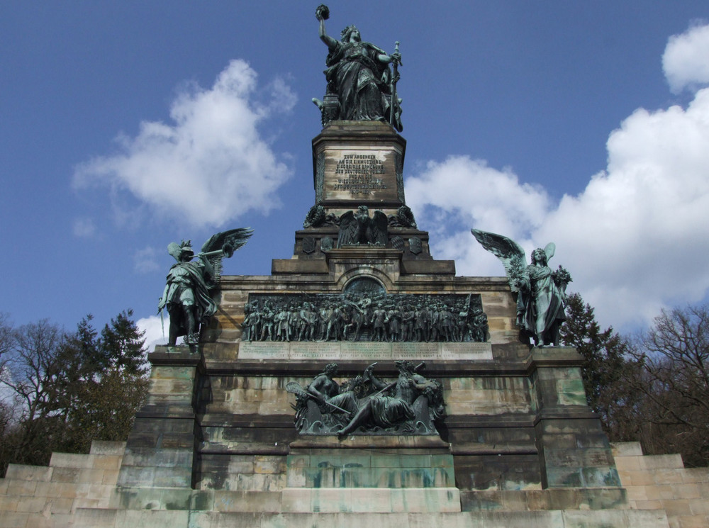 Niederwalddenkmal oberhalb von Rüdesheim