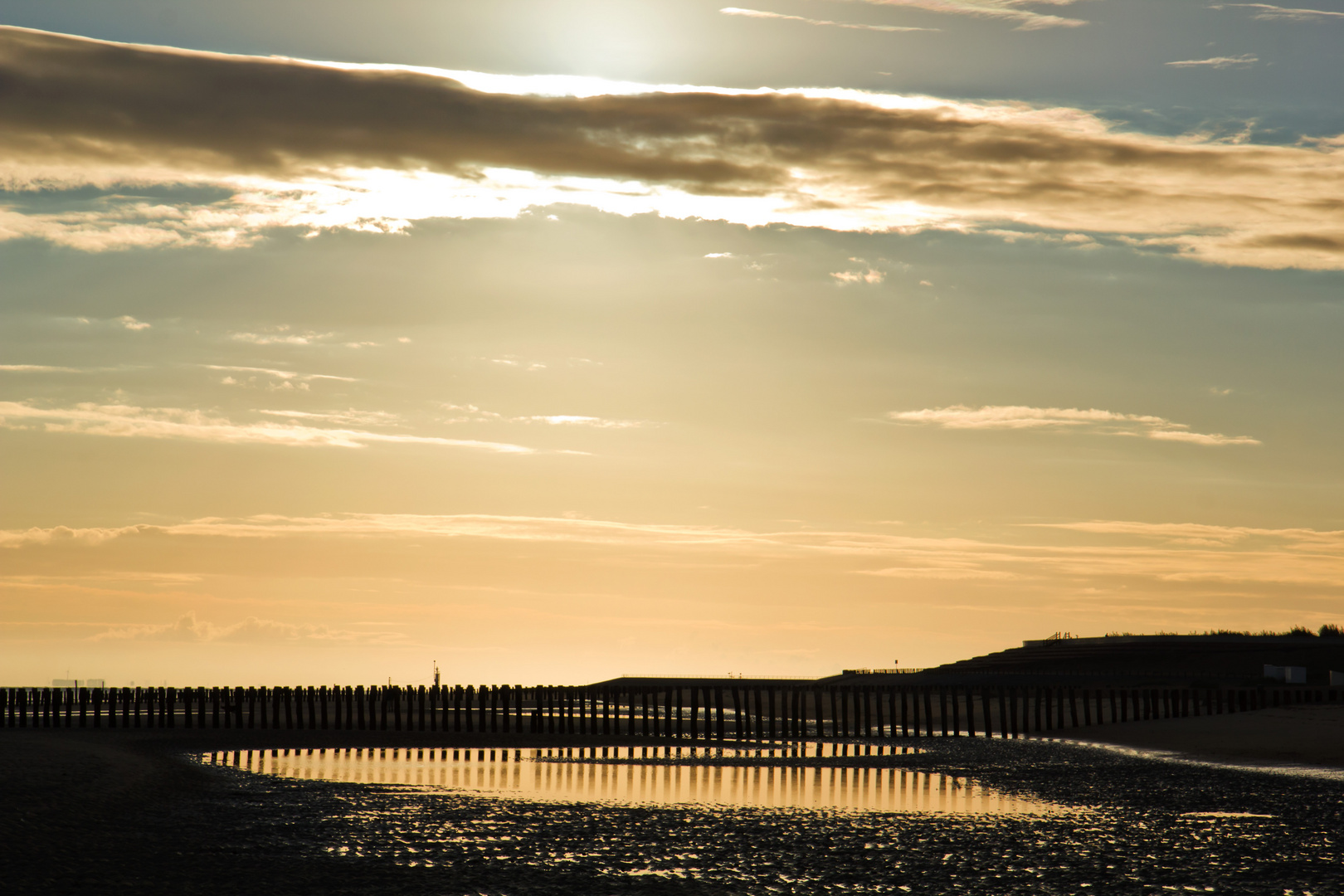 Niedrigwasser am Strand von Breskens