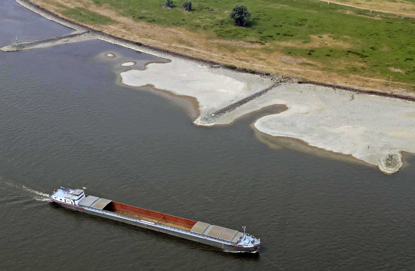 Niedrigwasser im Rhein