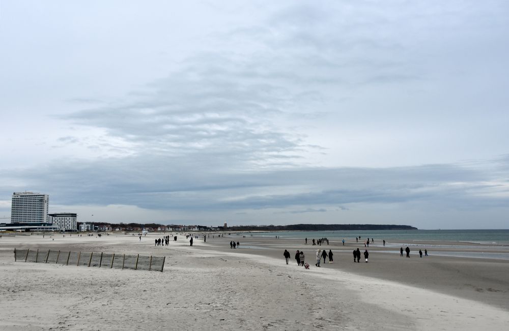 Niedrigwasser in Warnemünde am 27.12.2020