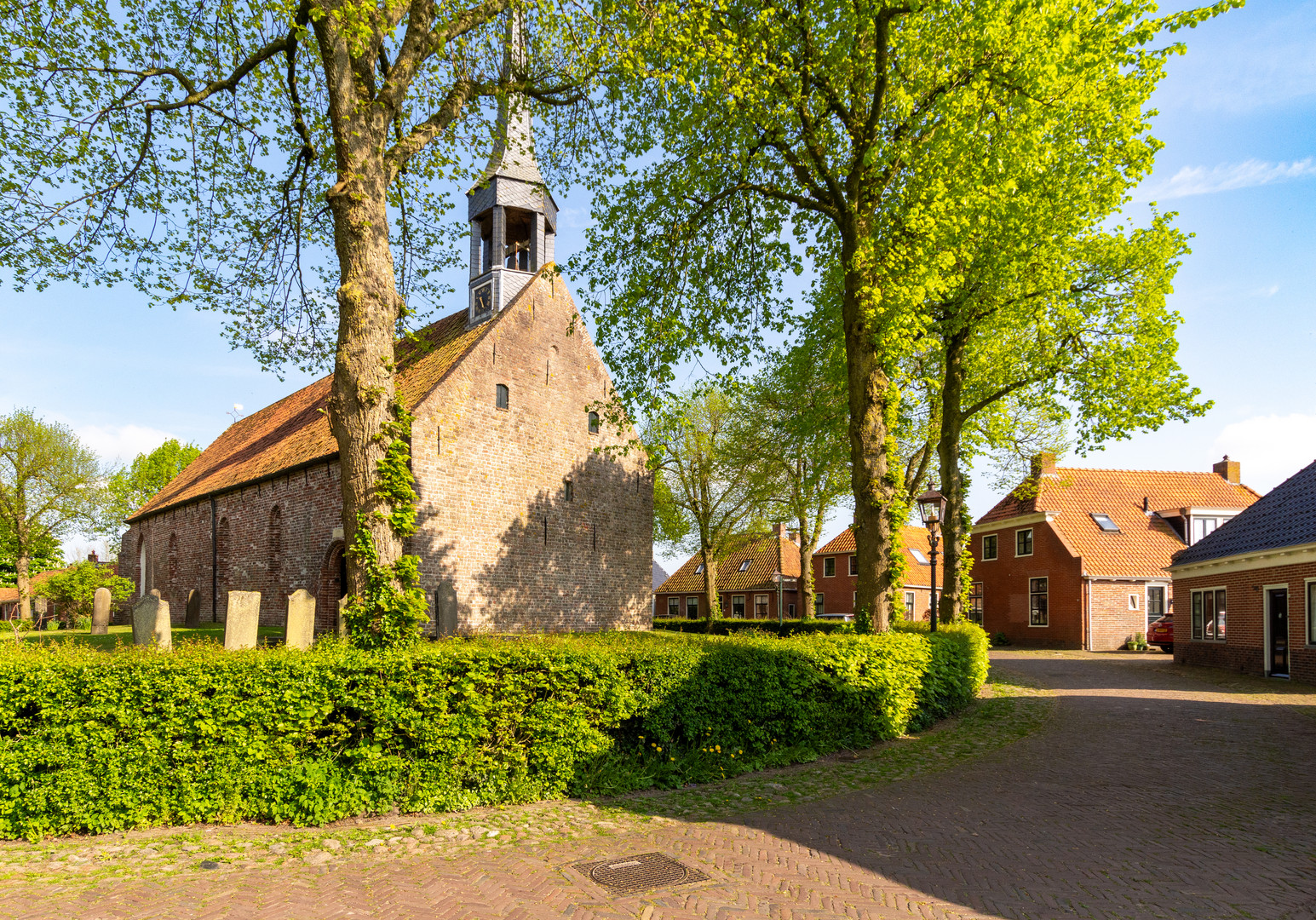 Niehove - Kerkstraat - 01