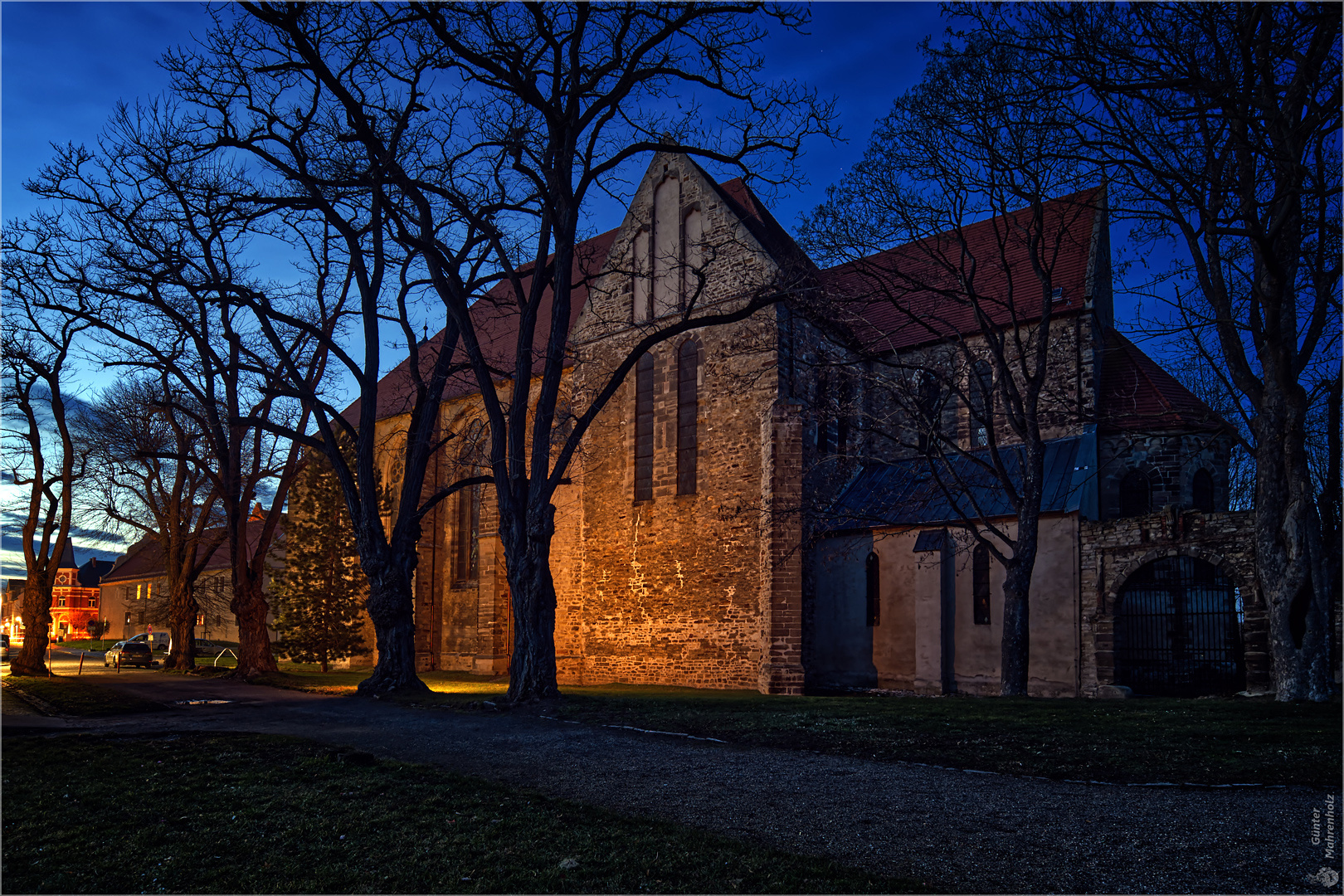 Nienburg (Saale), Klosterkirche St. Marien und St. Cyprian