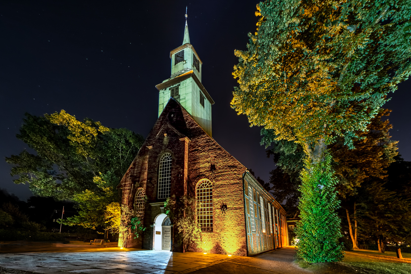 nienstedtener Kirche nachts