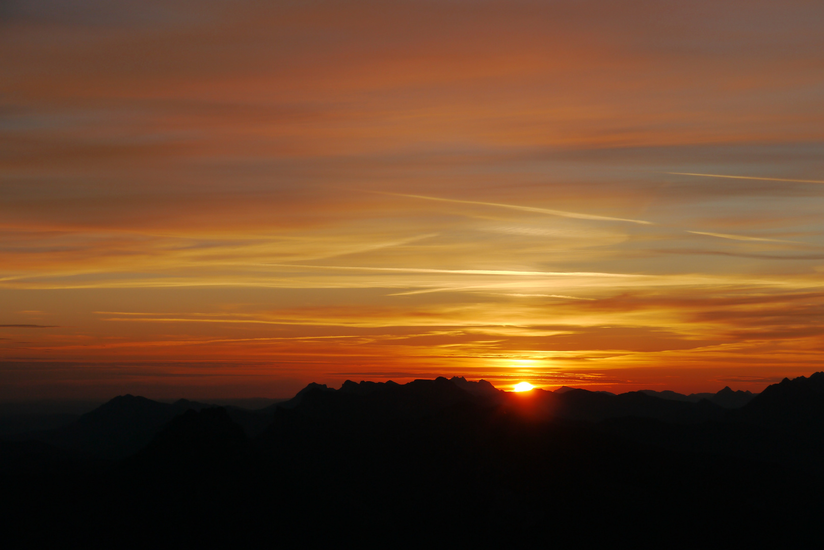 Niesen: Sonnenaufgang