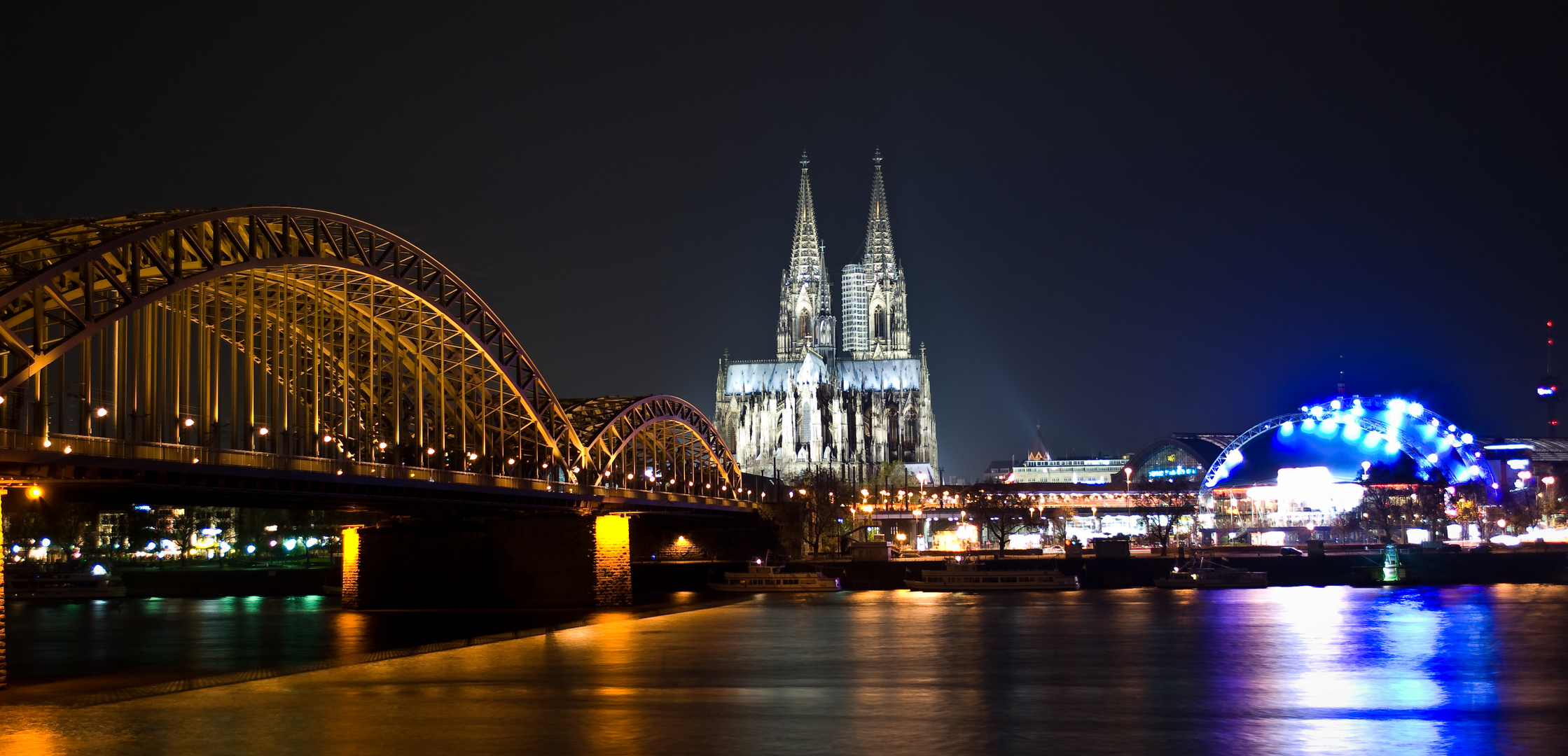 Night at Cologne