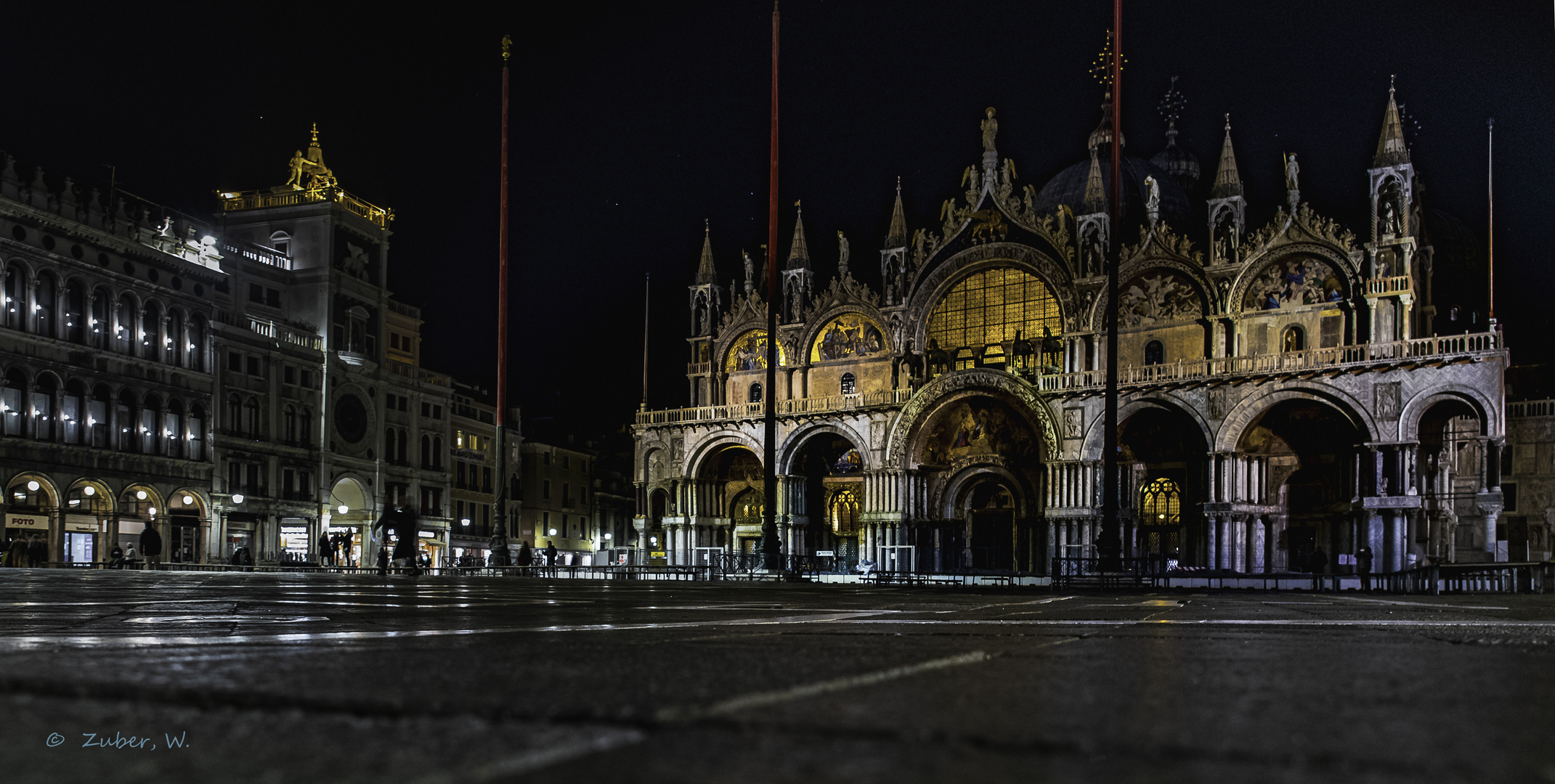 Night experience in Venice