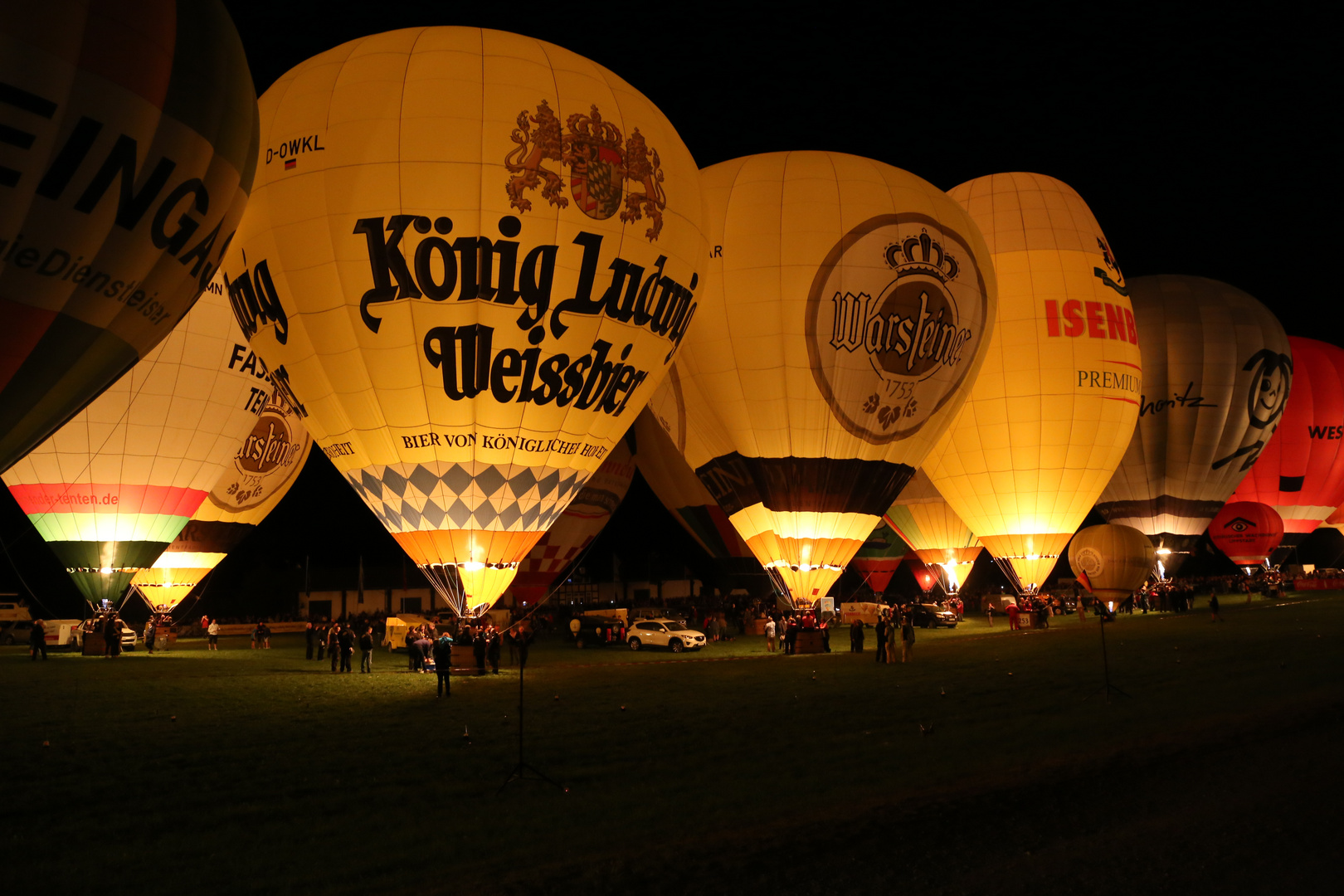 Night-Glown in Warstein bei der Montgolfiade 2016