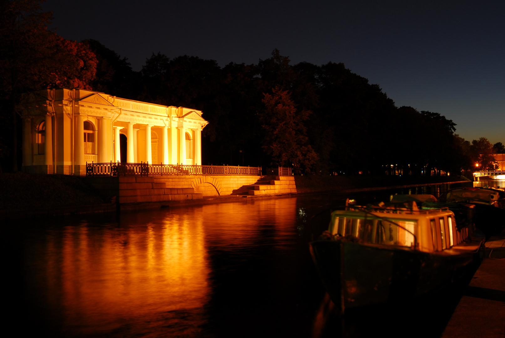 night in St. Petersburg