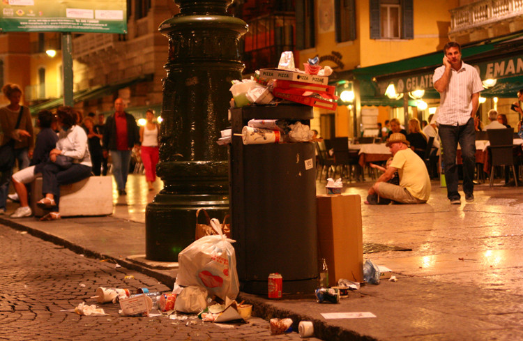 "Night-life" in Verona