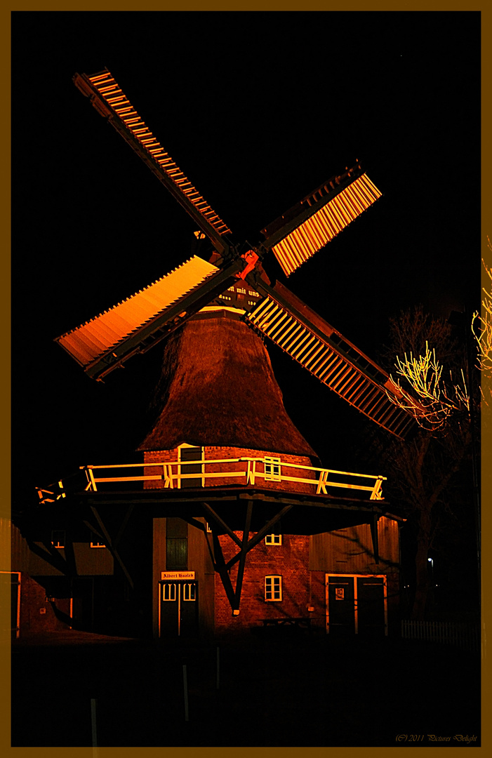 - Night Mill -