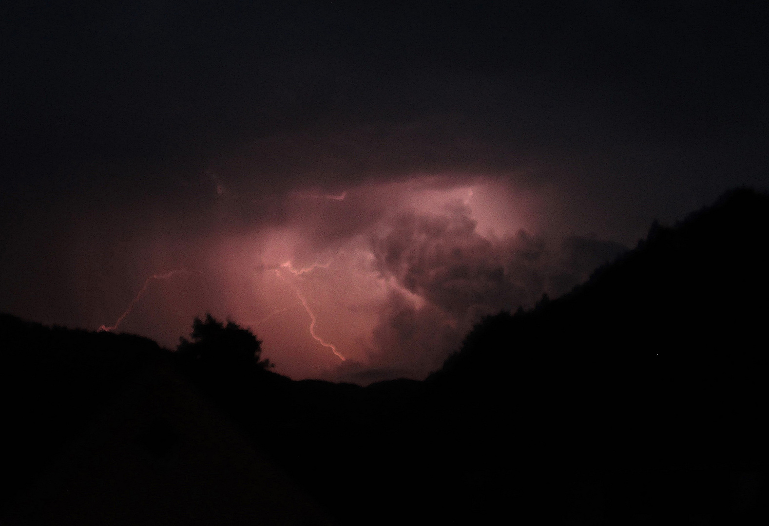 Night of the lightnings and thunderstorms