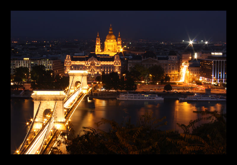 Night over Budapest de Ionut Sepi