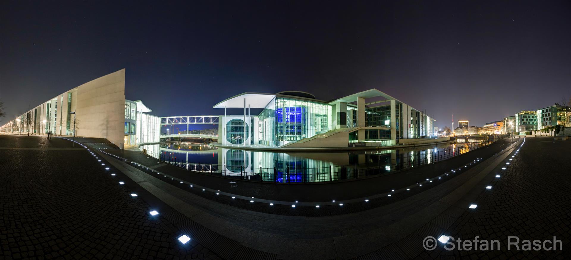 Night Pano Paul-Löbe-Haus und Marie-Elisabeth-Lüders-Haus