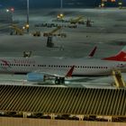 Night Stop AUA Boeing 737-8Z9 in VIE Schwechat...