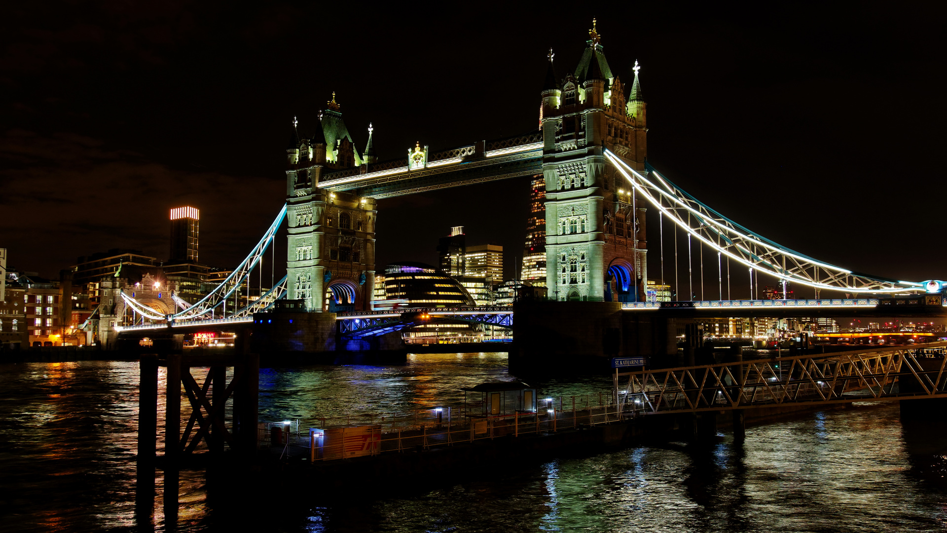 Night Time in London