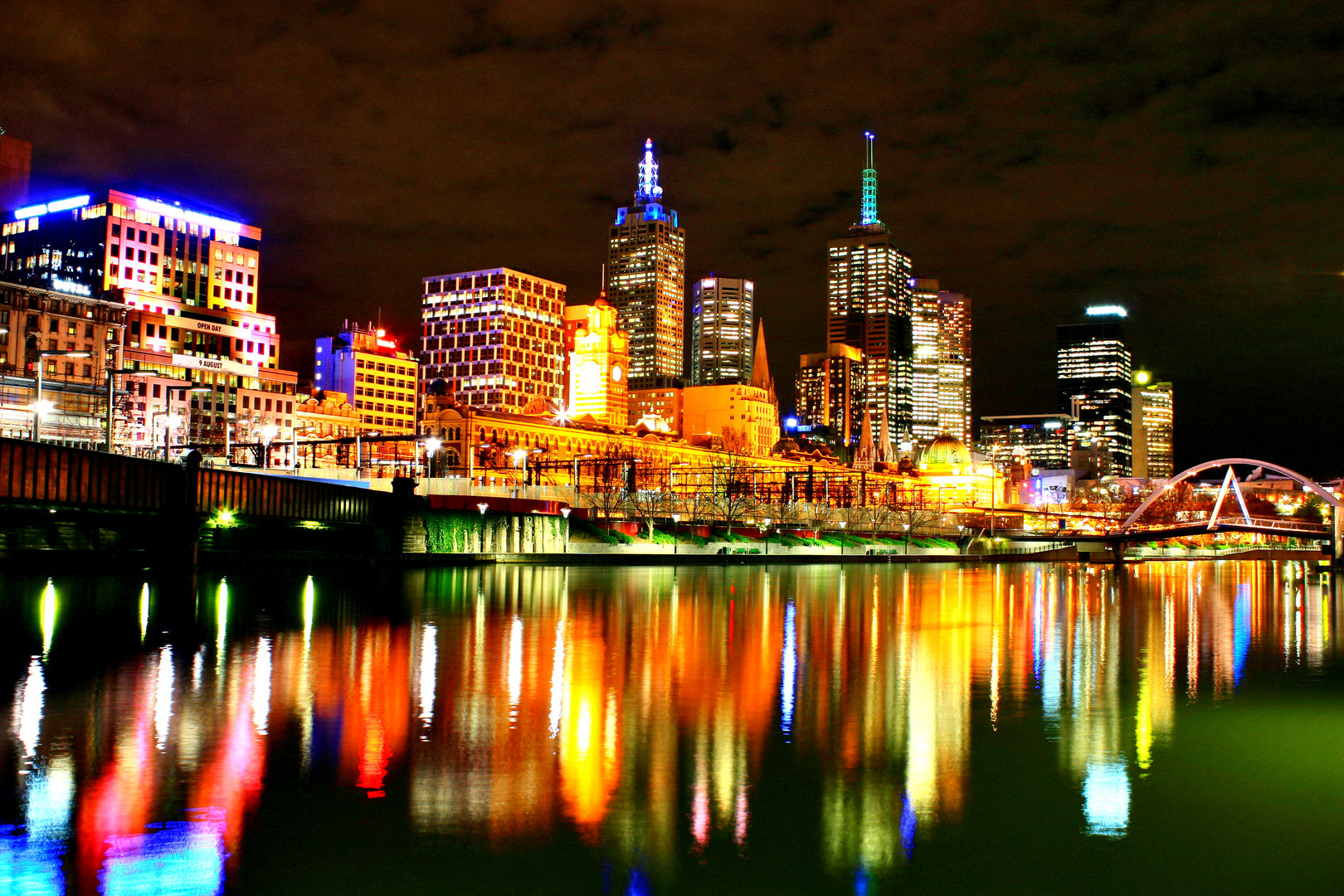 Night time in Melbourne