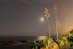 night view, sea, moon and stars in La Réunion