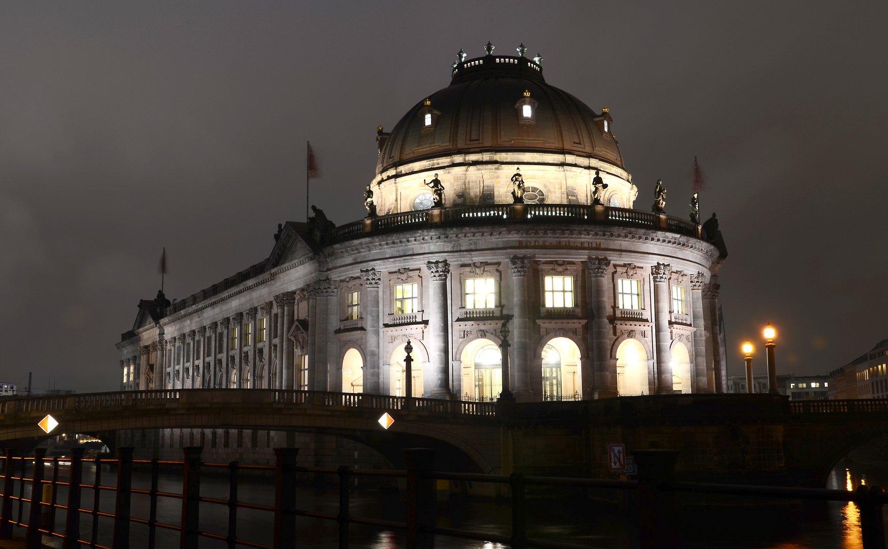Night walk in Berlin