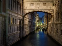 Night walk in Venice