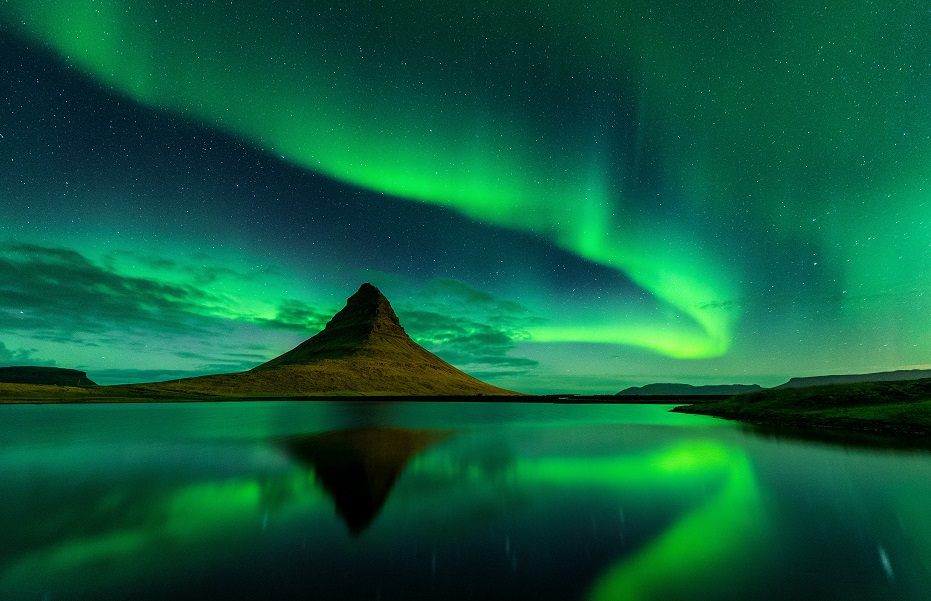 // nightly lightshow at Kirkjufell