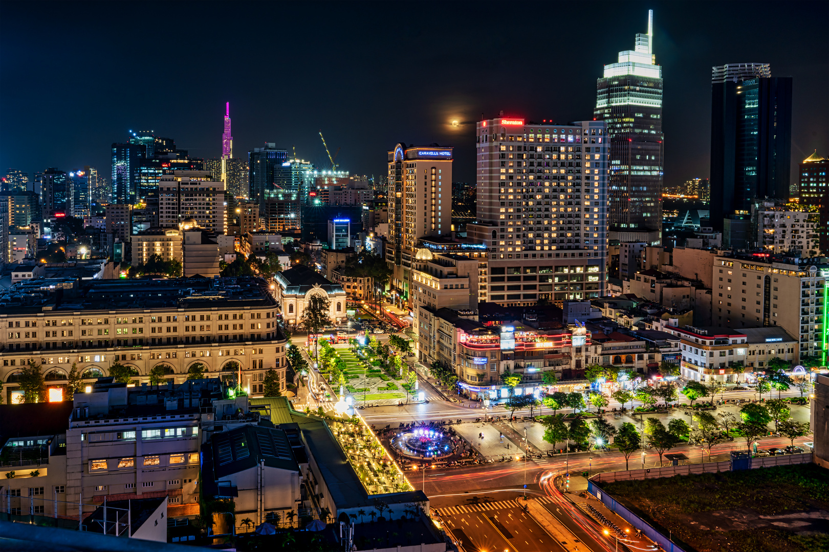 nightshot  Ho Chi Minh Stadt