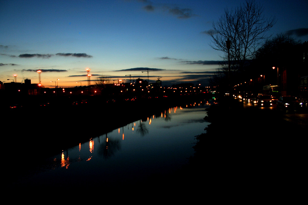 Nightshot of Liffey