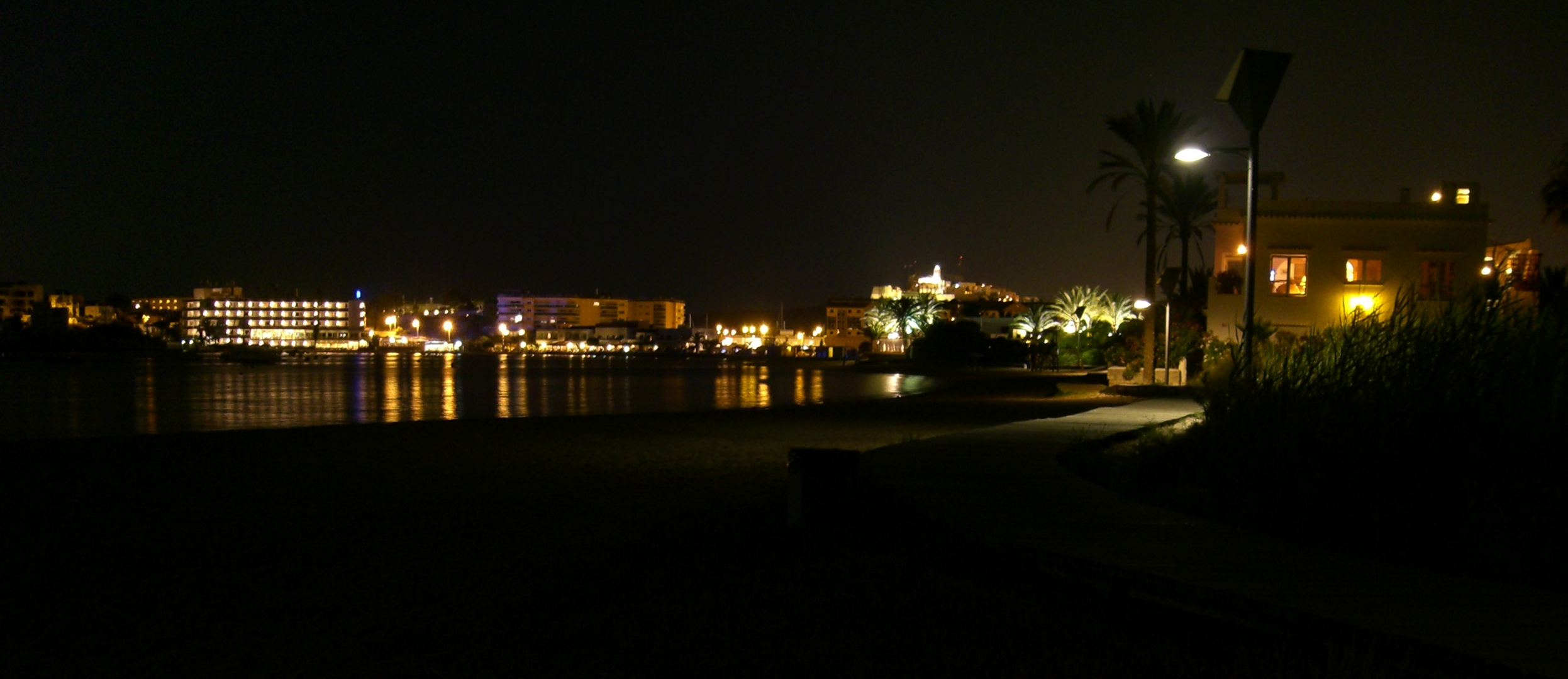 Nightview - Talamanca