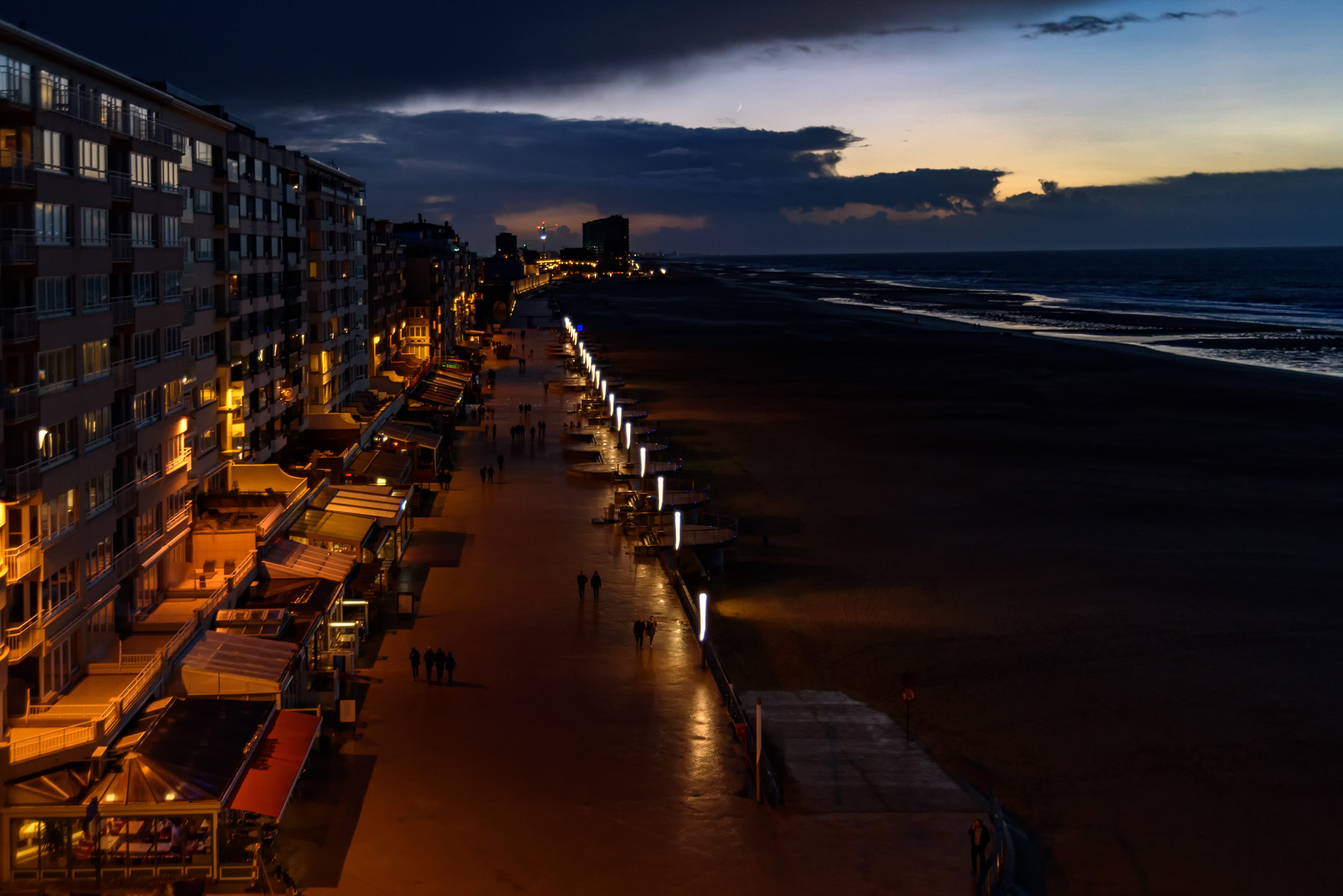 Nightwalk in Oostende