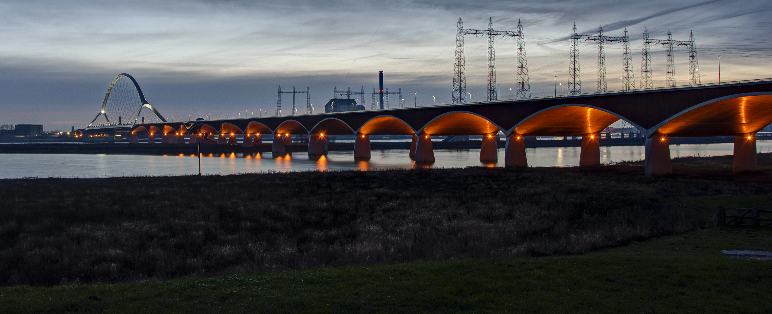 Nijmegen Lent - Bridge "de Oversteek"- 01