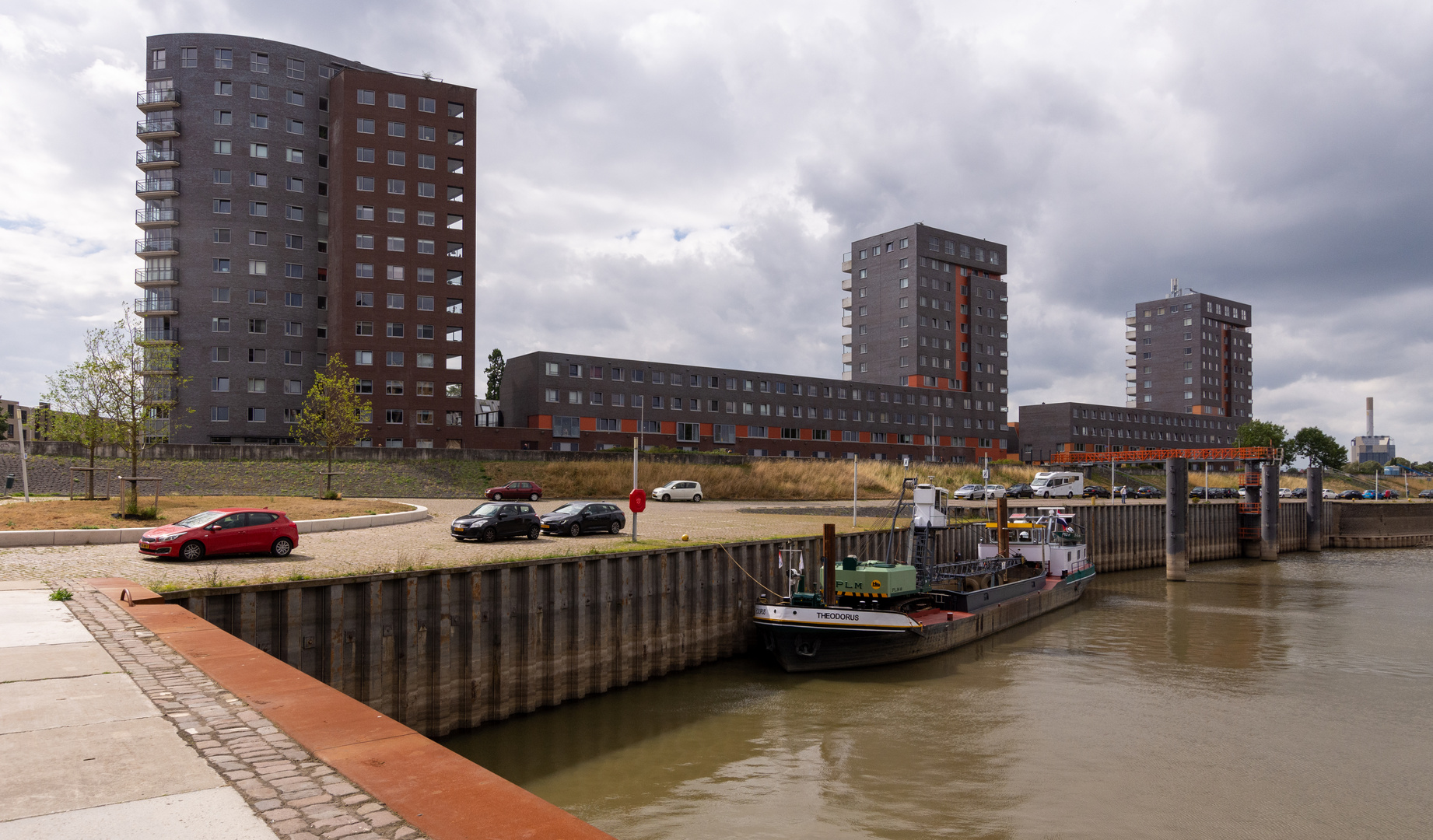 Nijmegen - Waalhaven -Waalbanddijk