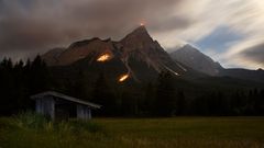 NIK3249_Sonnwendfeuer auf der Sonnenspitze-Ehrwald/Biberwier