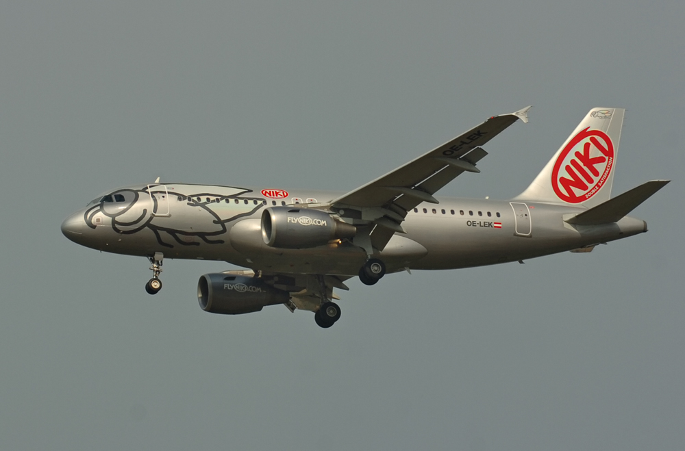 NIKI Airbus A319-112