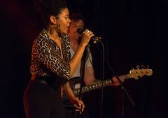 Nikki Hill & Band 01