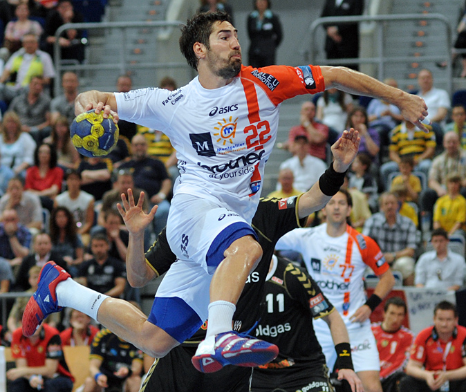 En mai 2017, ils annoncent attendre leur premier enfant par le biais d'un cliché posté sur les réseaux sociaux 10. Karabatic . Nikola Karabatic Foto & Bild | sport, ballsport, handball ...
