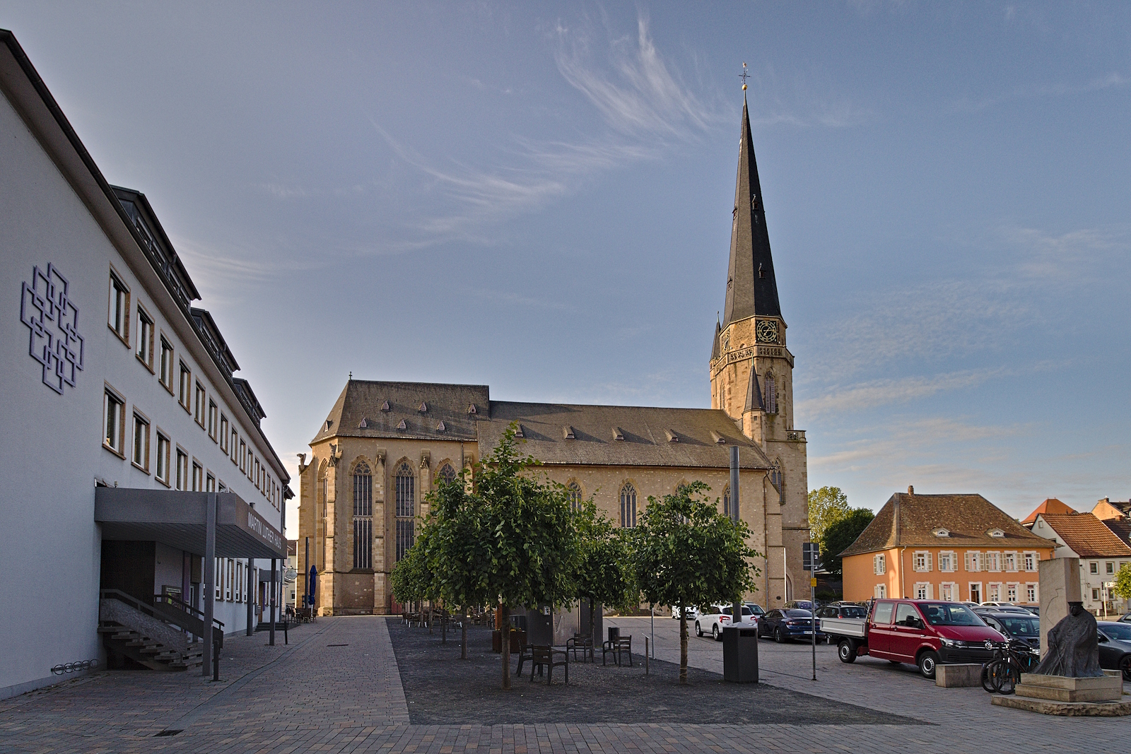 Nikolaikirche und Martin Luther Haus