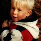 Nikolas im herbstlichen Wald 2000