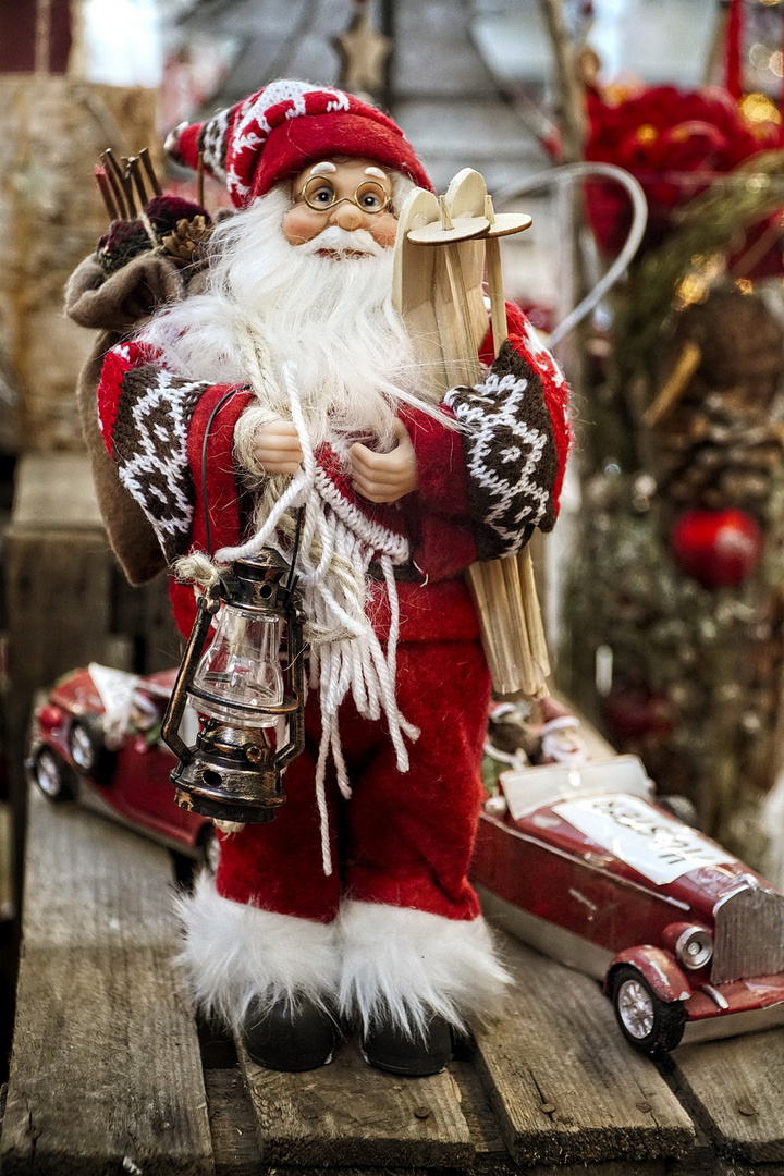 Nikolaus komm in unser Haus....