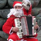 Nikolaus und sein Helfer